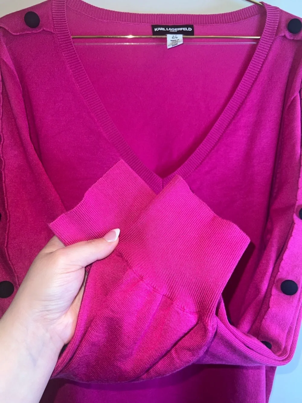 Karl Lagerfeld Paris Pink V Neck Sweater Button Sleeve Women’s‎ Large - Picture 7 of 11
